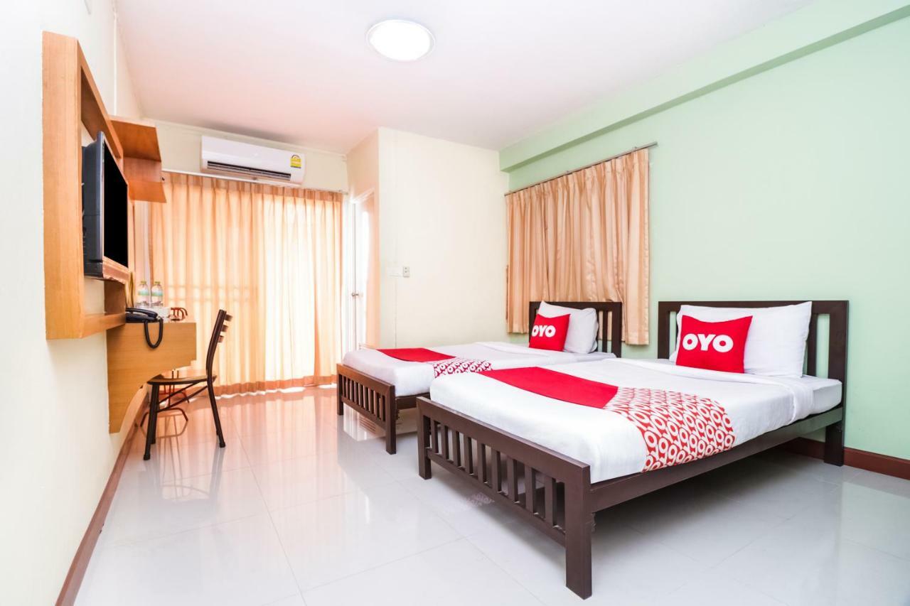 Oyo 237 Thitikorn Grandview Hotel Ban Pak Khlong Si Kültér fotó