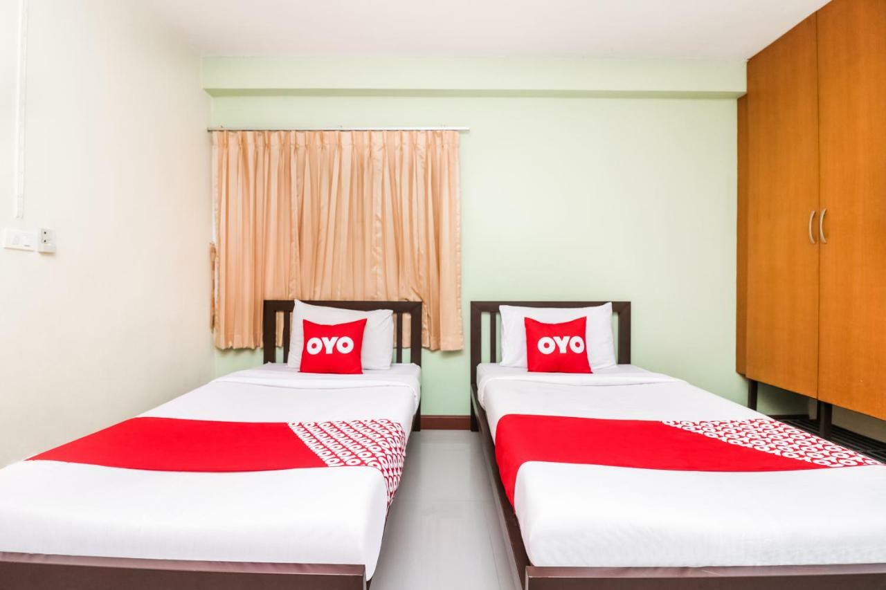 Oyo 237 Thitikorn Grandview Hotel Ban Pak Khlong Si Kültér fotó